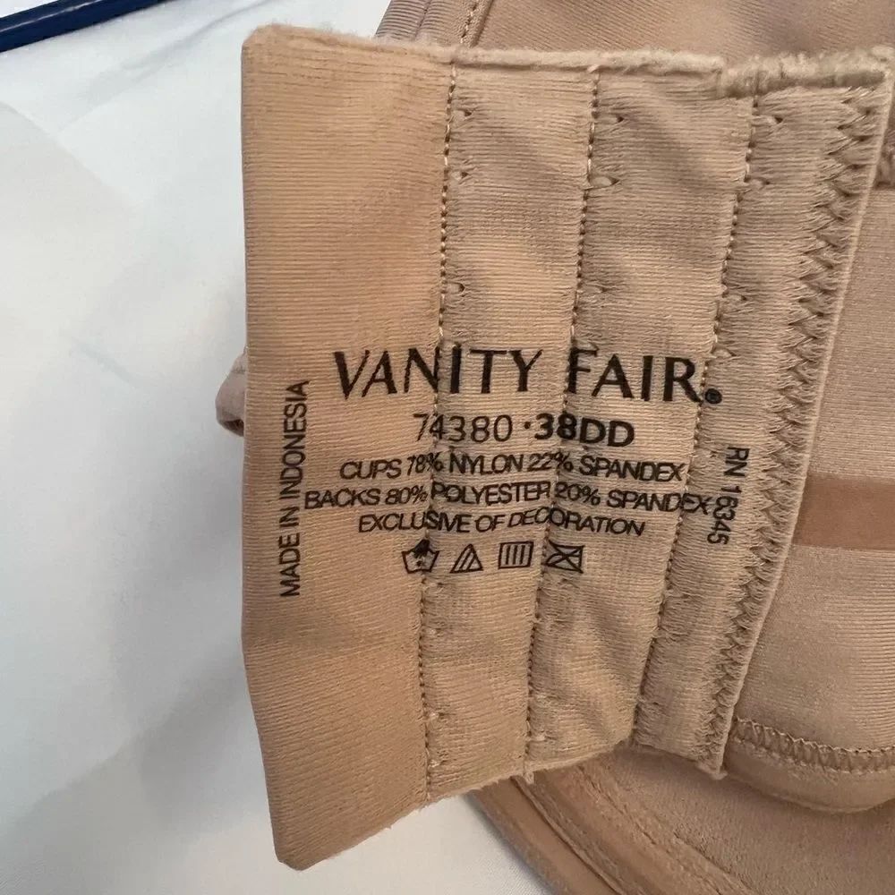 Vanity Fair Bra - Picture 2 of 3
